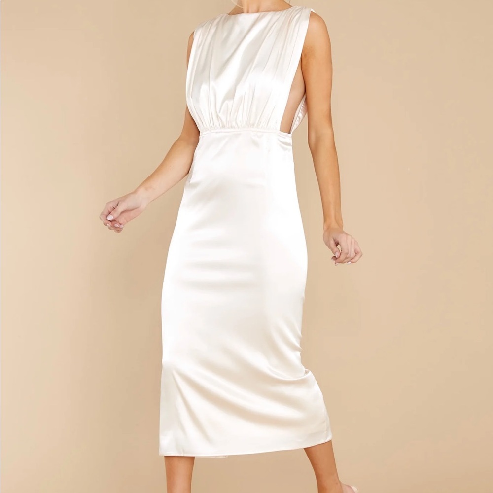 Red Dress elegant nights midi dress